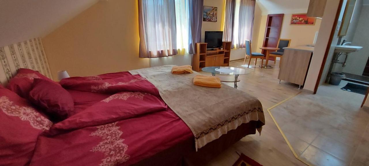 Villa Verteskacsa Vertesacsa Ngoại thất bức ảnh