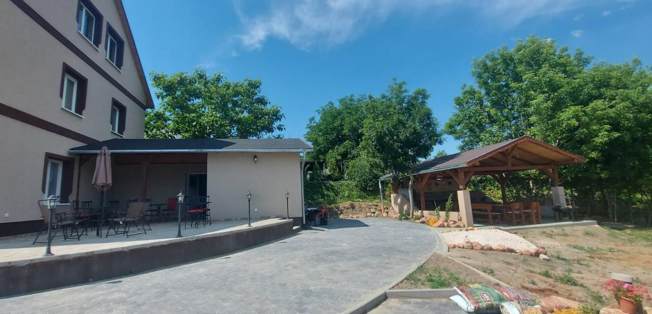 Villa Verteskacsa Vertesacsa Ngoại thất bức ảnh