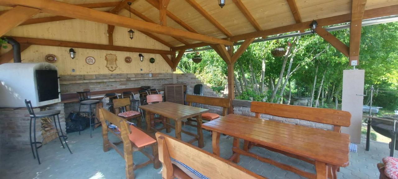 Villa Verteskacsa Vertesacsa Ngoại thất bức ảnh