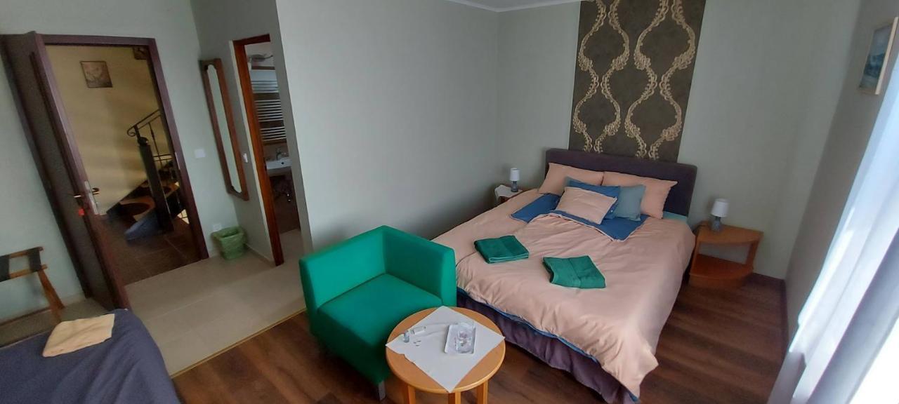 Villa Verteskacsa Vertesacsa Ngoại thất bức ảnh